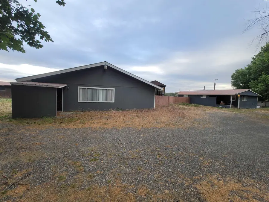 24524 S Oak Street, Kennewick, WA 99337 - #3