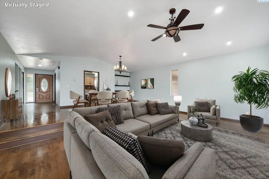 614 S Kellogg Street, Kennewick, WA 99338 - #3