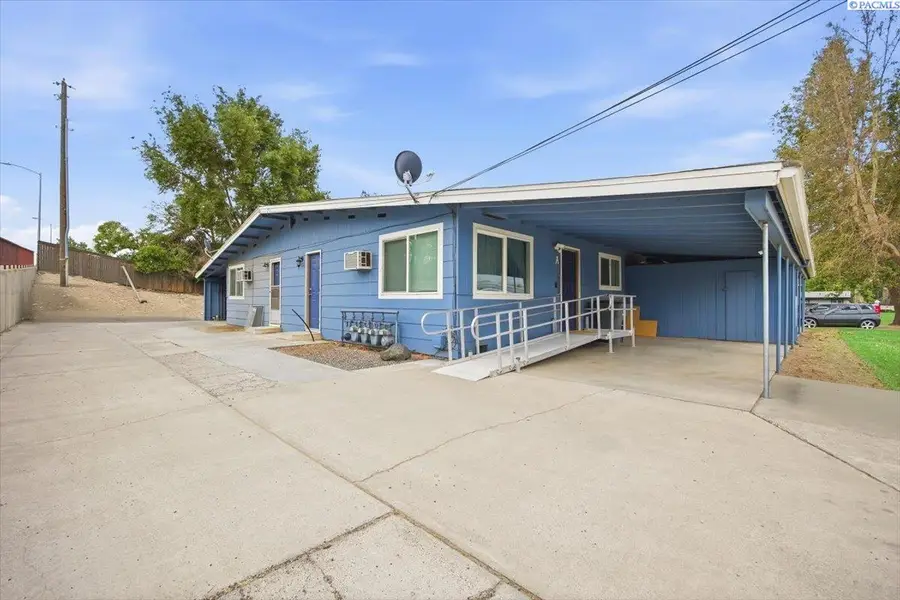 1007 S Gum St, Kennewick, WA 99337 - #3