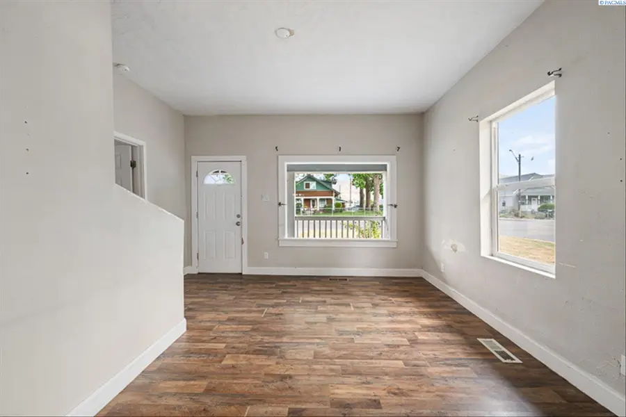 1404 Grant Ave, Prosser, WA 99350 - #2