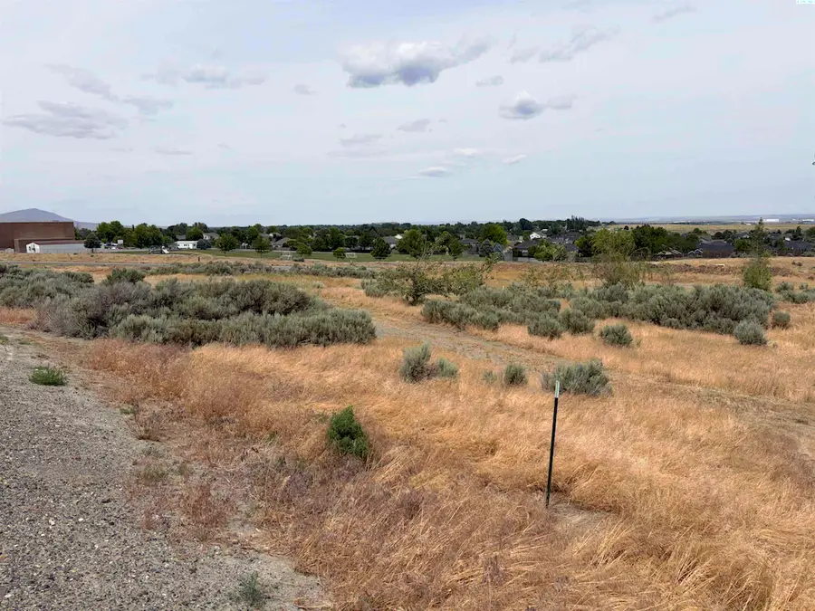 1239 Country Ridge Dr, Richland, WA 99352 - #3