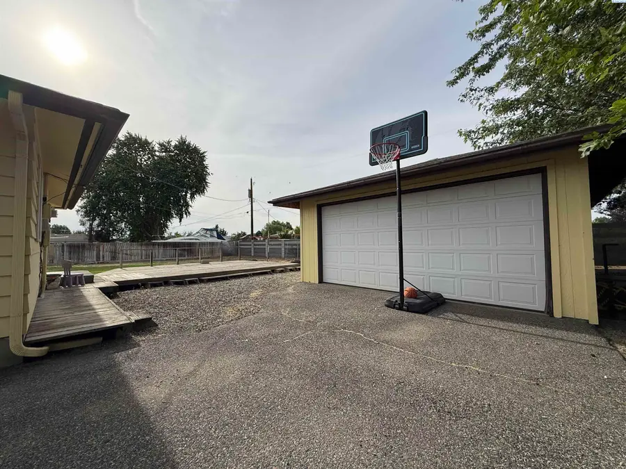3903 W Nixon St, Pasco, WA 99301 - #3