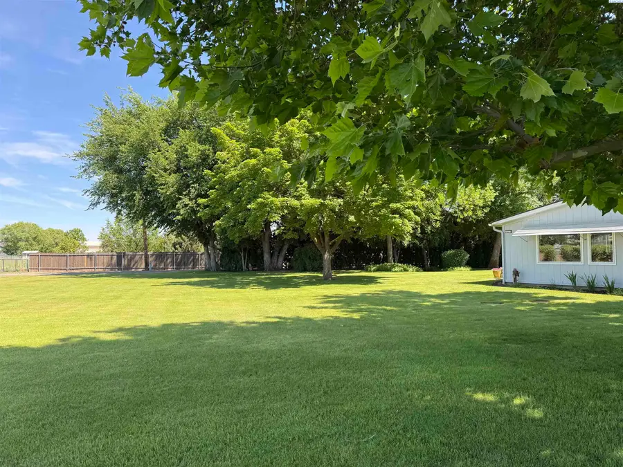 1170 Lower County Line Rd., Prosser, WA 99350 - #3