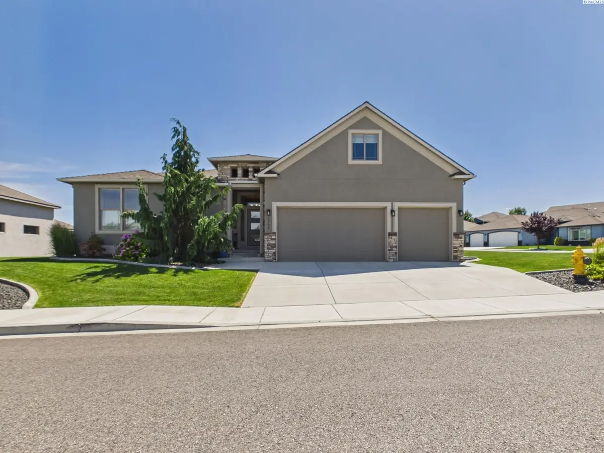3065 Wild Canyon Way, Richland, WA 99354 - #1