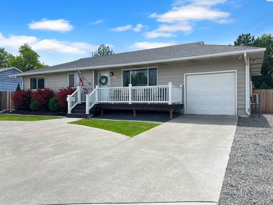 805 Catskill St, Richland, WA 99354 - #3
