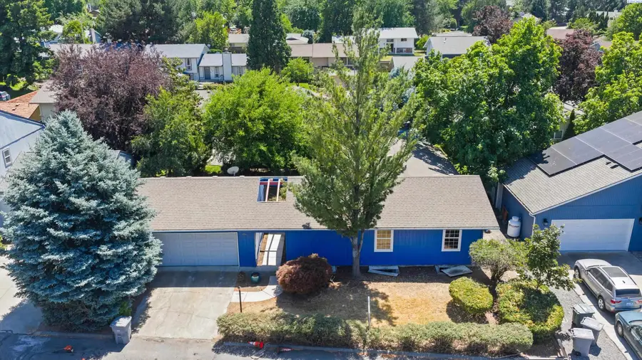 414 Sailfish Ct., Richland, WA 99354 - #2