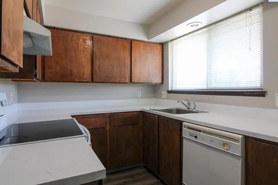 1912 George Washington Way #D, Richland, WA 99352 - #3