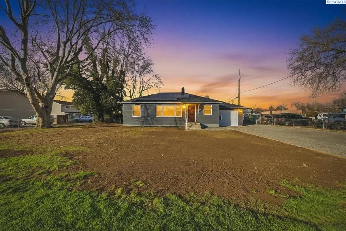 4218 Hood Ave, Kennewick, WA 99336 - #1