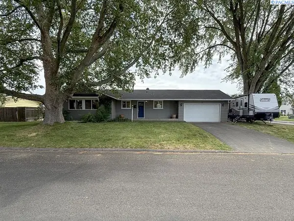 22 NE Tremont Drive, College Place, WA 99324
