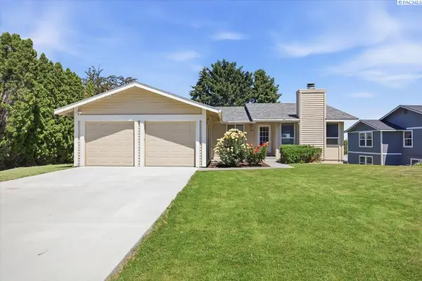 1024 W 14th Ave., Kennewick, WA 99337