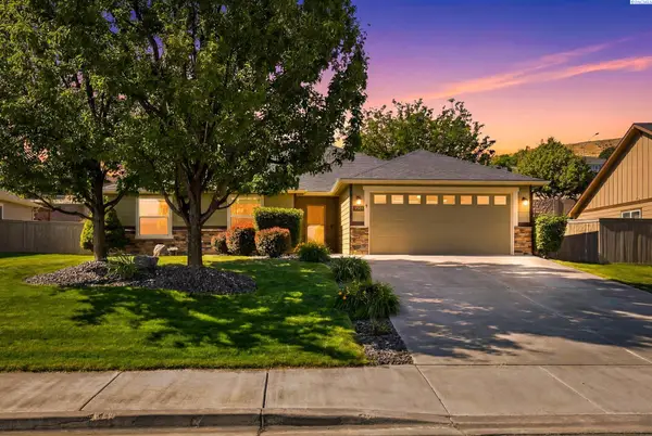 5805 W 23rd Avenue, Kennewick, WA 99338
