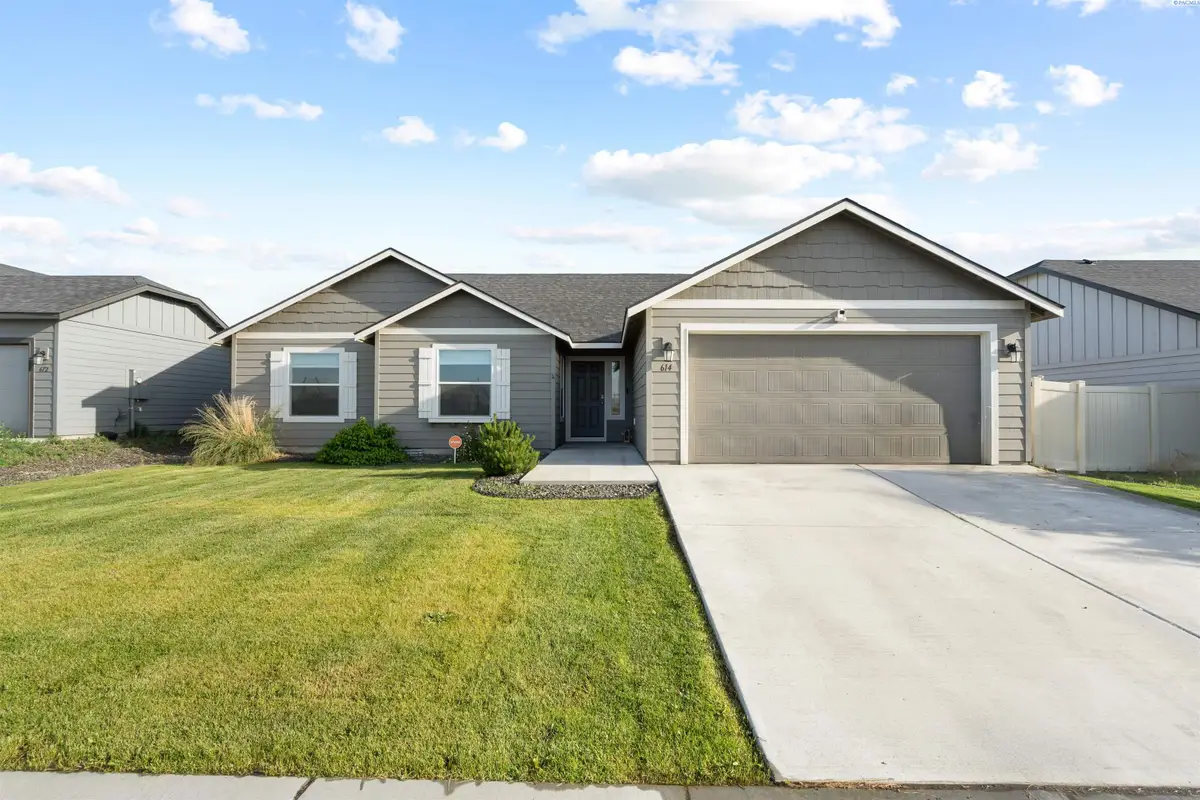 614 Forsell, Grandview, WA 98930 - #1