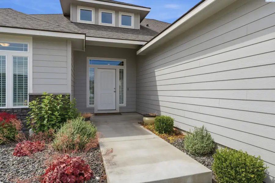 7045 W 31st Place, Kennewick, WA 99338 - #2
