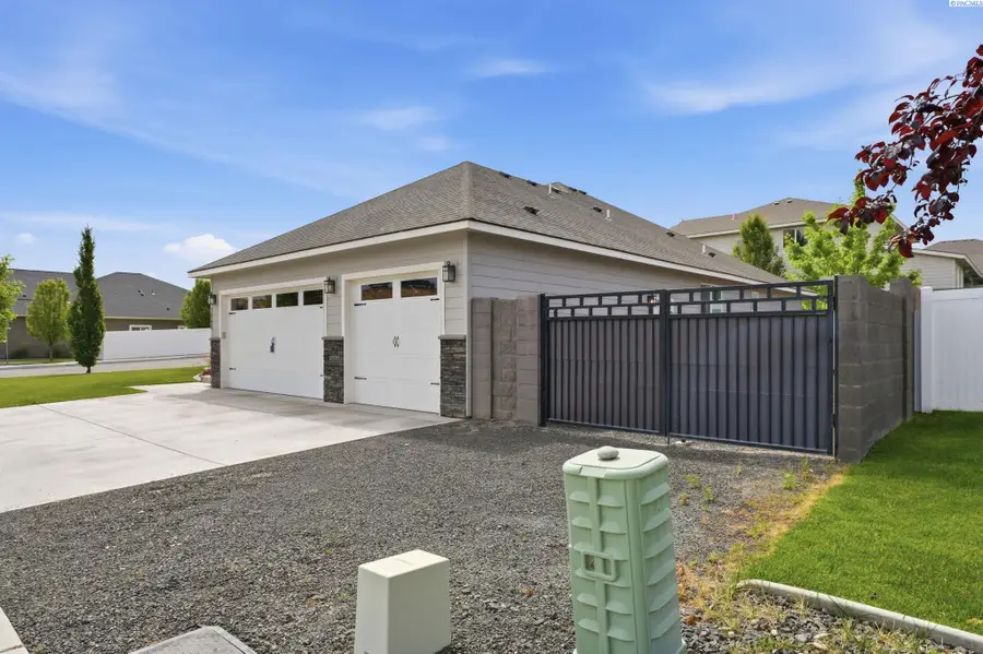 7045 W 31st Place, Kennewick, WA 99338 - #3