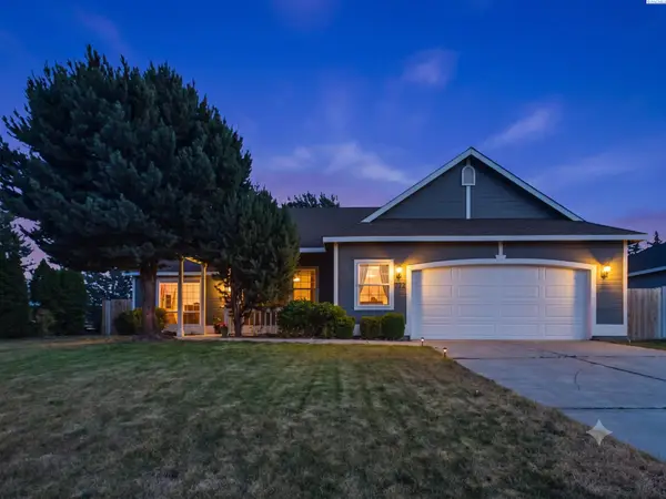 773 Canyon St, Richland, WA 99352
