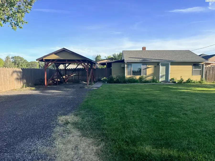28 E 41st Pl, Kennewick, WA 99337-5808 - #2