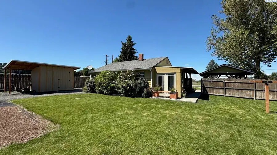 28 E 41st Pl, Kennewick, WA 99337-5808 - #3