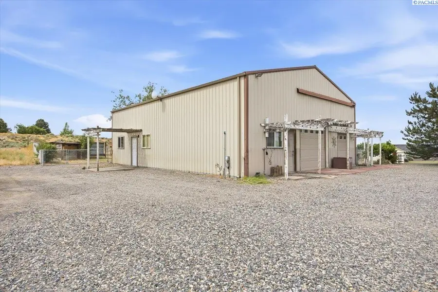 58506 N Ponderosa Pr Ne, Benton City, WA 99320 - #2