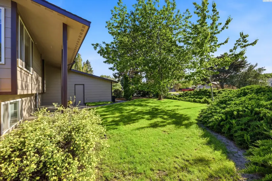 511 S Taft St, Kennewick, WA 99336 - #3