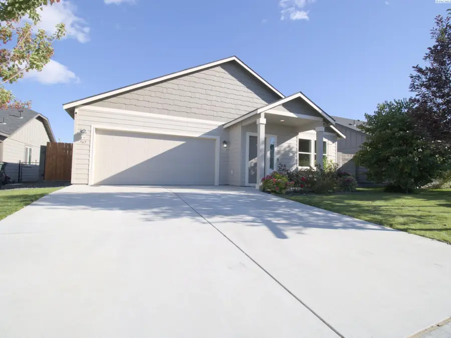 565 Marysville Way, Richland, WA 99352 - #2