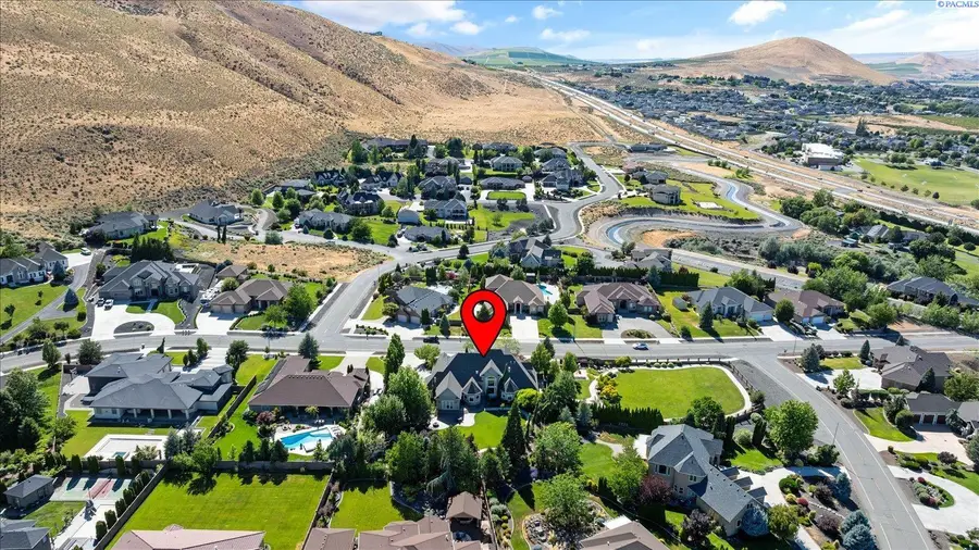 1294 Country Ridge Dr, Richland, WA 99352 - #3