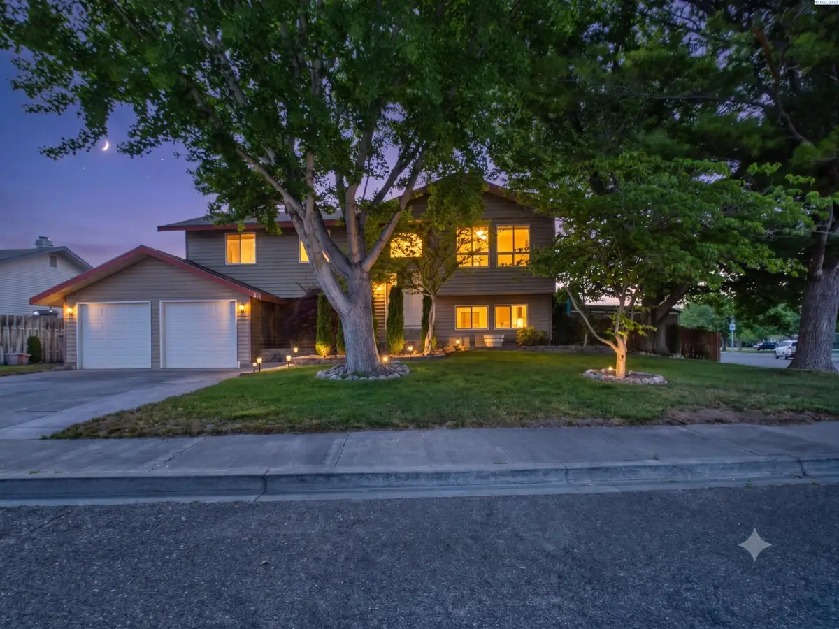 719 N Louisiana Pl, Kennewick, WA 99336 - #1
