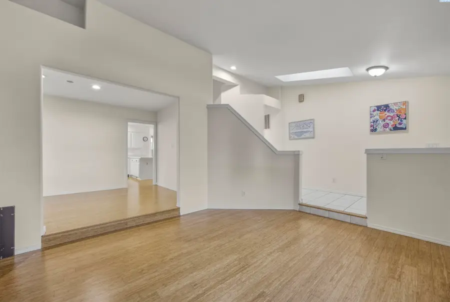 264 Merry Lane, Burbank, WA 99323 - #3