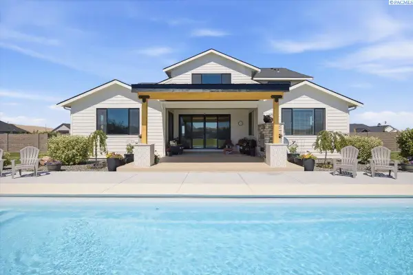 87729 E Calico Rd, Kennewick, WA 99338