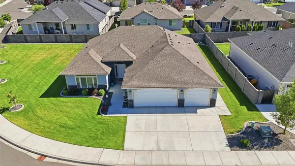 7007 W 28th, Kennewick, WA 99336