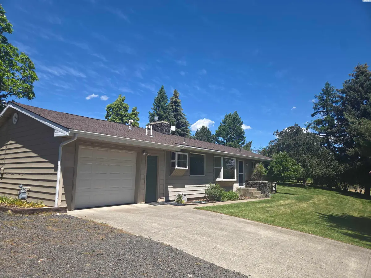 1010 N G St, Palouse, WA 99161 - #1