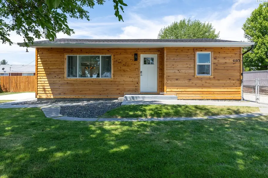 1103 11th Street, Benton City, WA 99320 - #3