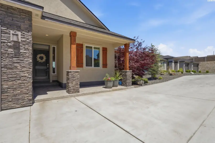 6440 Collins Rd, West Richland, WA 99353 - #2