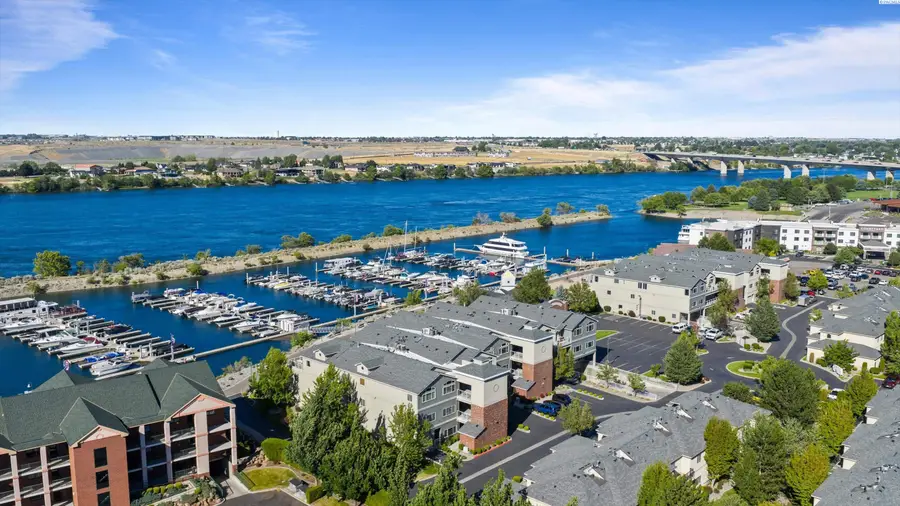 334 Columbia Point Drive Unit 301 #301, Richland, WA 99352 - #2