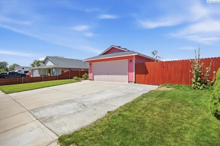 6615 Comiskey Drive, Pasco, WA 99301 - #2