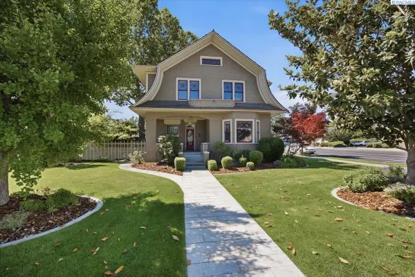 529 W Kennewick Ave, Kennewick, WA 99336