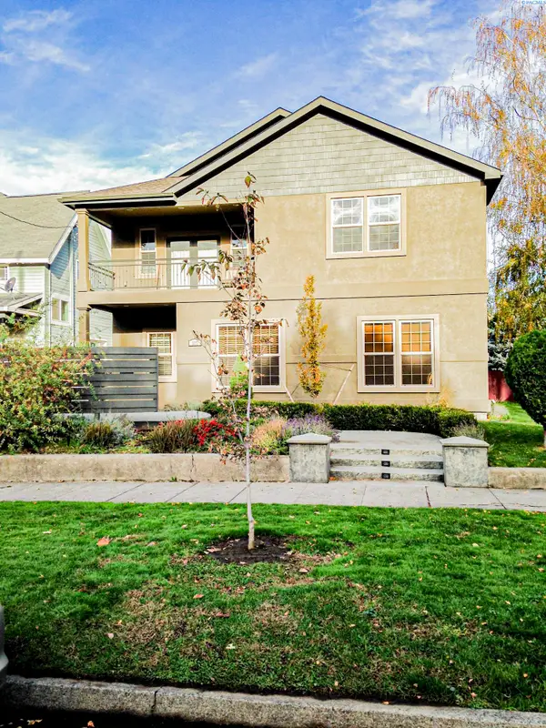 327 E Birch St, Walla Walla, WA 99362