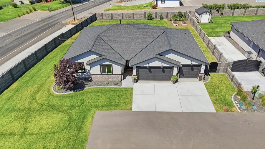 708 Road 57 Ct, Pasco, WA 99301 - #3