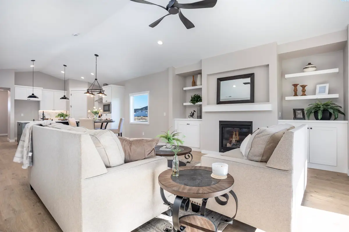 3721 Morningside Parkway, Richland, WA 99352 - #1