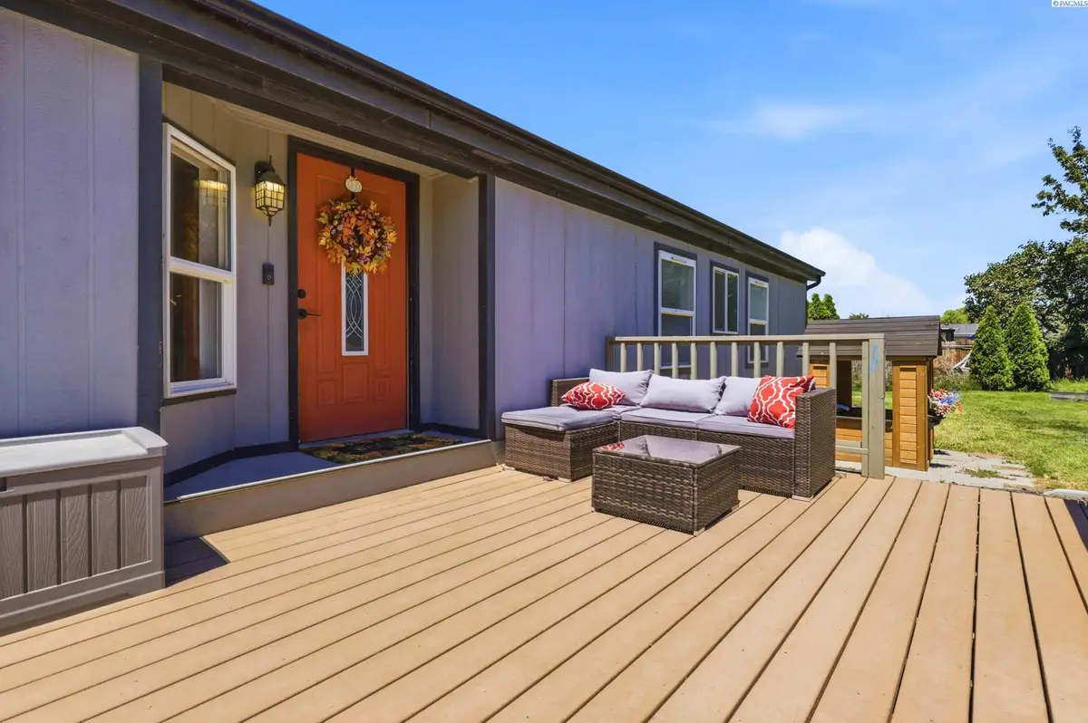 21911 E Sage Ct, Benton City, WA 99320 - #1