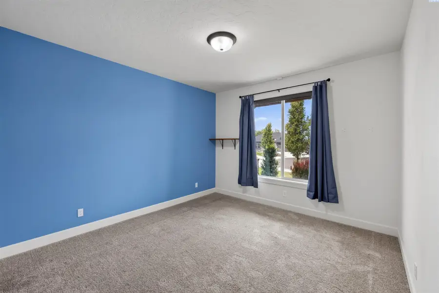 642 E 32nd Court, Kennewick, WA 99337 - #3