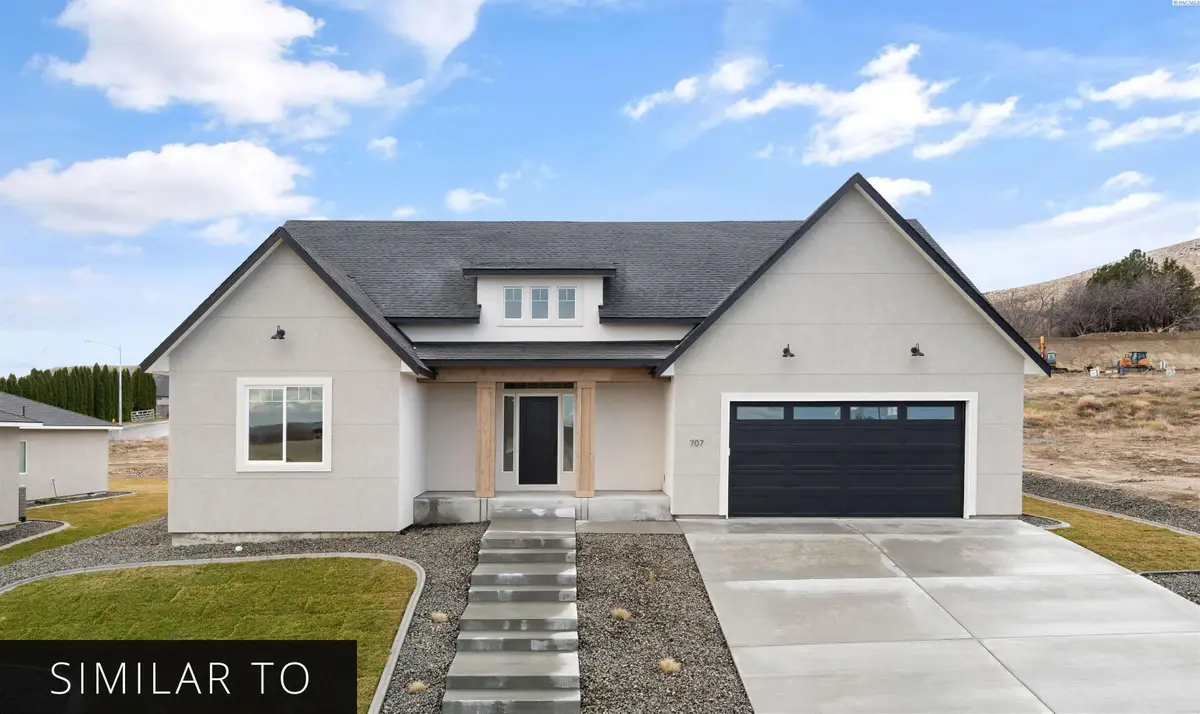 1140 S Florida Loop, Kennewick, WA 99338 - #1