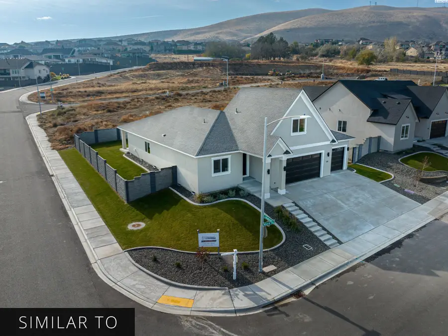8016 W 12th Ave, Kennewick, WA 99336 - #2