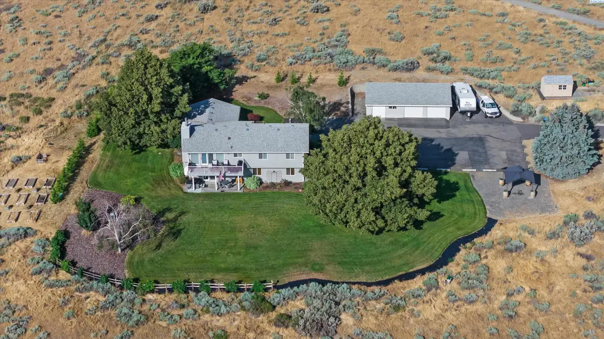 703 S 48th Ave, West Richland, WA 99353 - #1