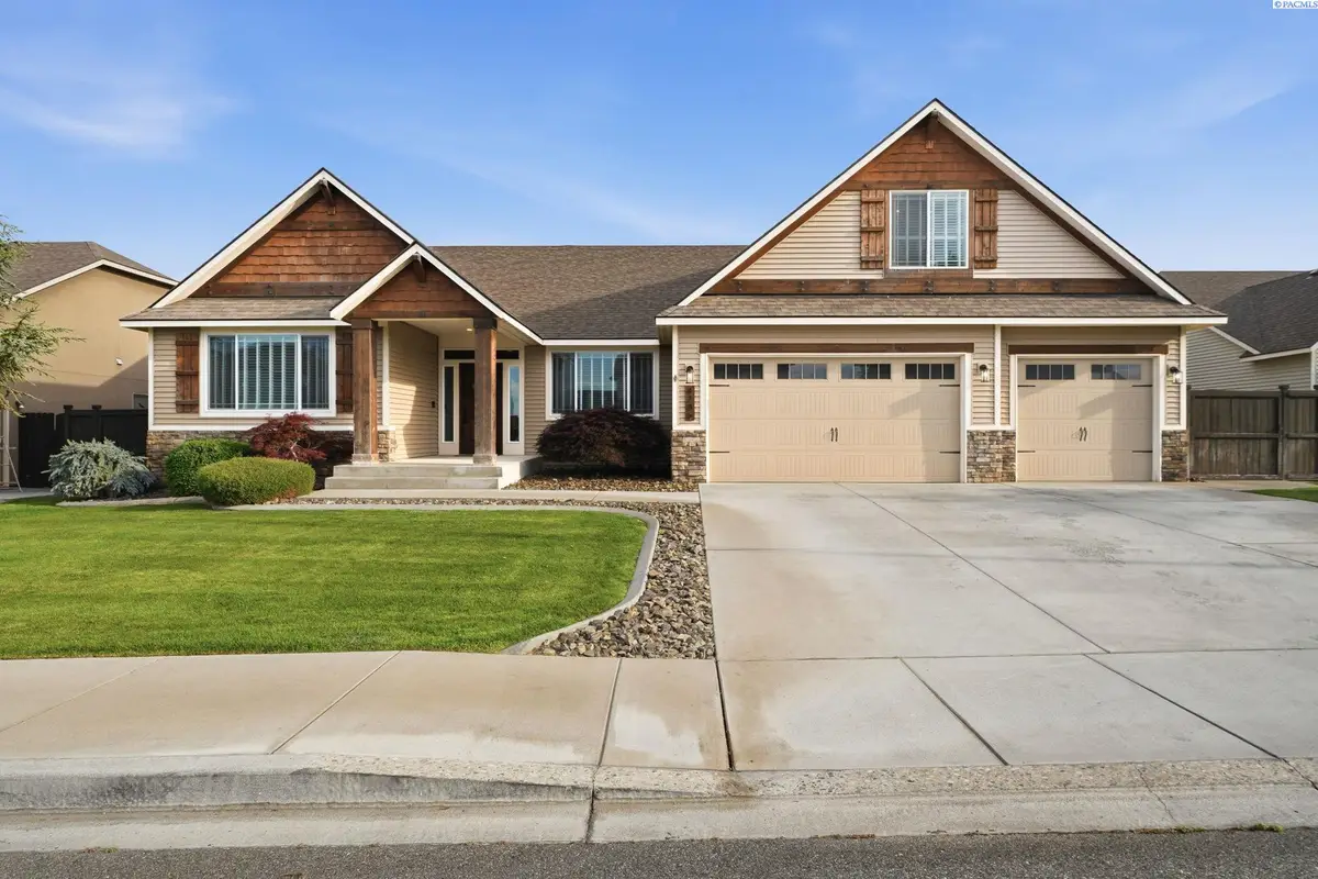 4206 Palmyra Dr, Pasco, WA 99301-0012 - #1