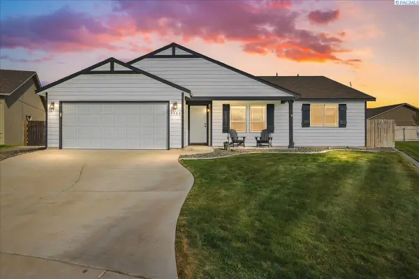 5404 Coolidge Ct., Pasco, WA 99301