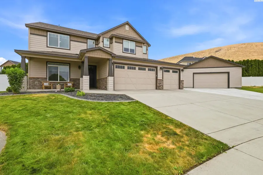 4104 Wenview Ct., West Richland, WA 99353 - #3