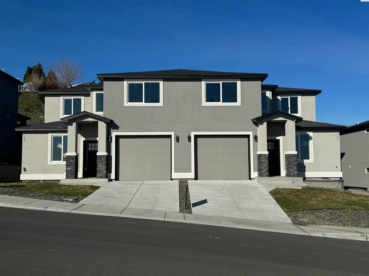 822 Rio Vista Loop #Lot40, Richland, WA 99352 - #1