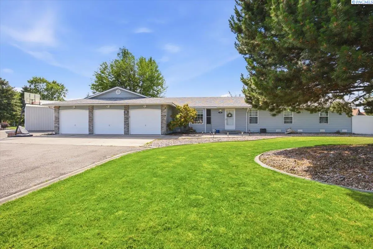 162 Jill Marie St, Burbank, WA 99323 - #1