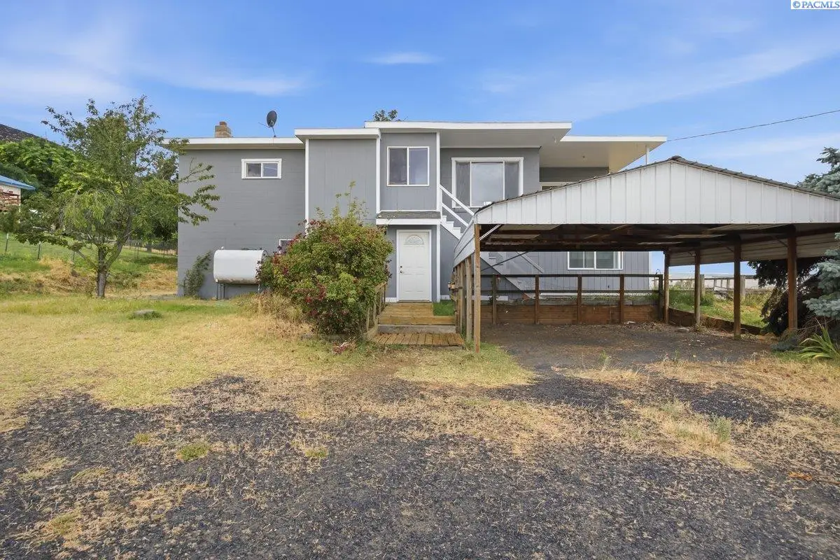 175 Hwy 730, Burbank, WA 99323 - #1