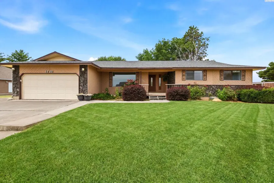 4222 S Fir St., Kennewick, WA 99337 - #2